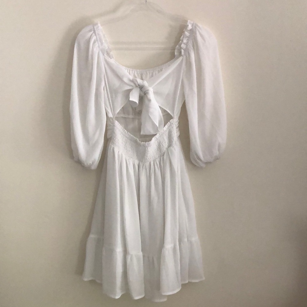 Chic Women’s White Dress - Picture 6 of 10